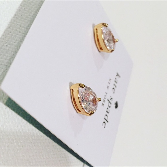 Last Pair! 💎Host Pick💎NWT Kate ♠️ Teardrop Studs - Picture 4 of 8
